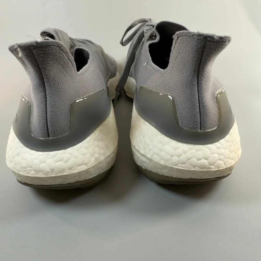 Adidas Ultraboost 22 Mens 14 Running Shoes Gray White Lace Up Low Sneakers Boost